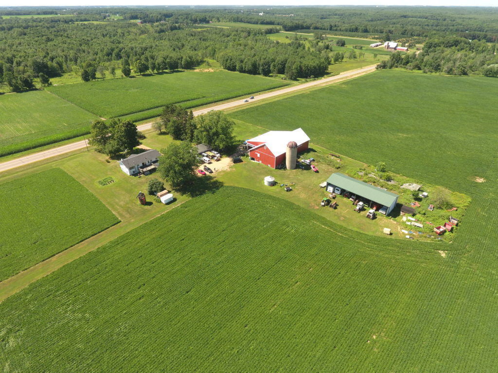 Farm House 400 Ft